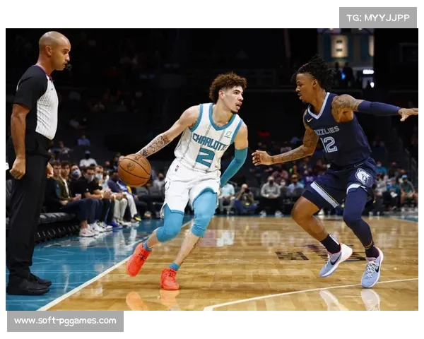 莫兰特季前赛空接精彩瞬间震撼全场 入选当日十佳球回顾 莫兰特季前赛空接精彩瞬间震撼全场 入选当日十佳球回顾